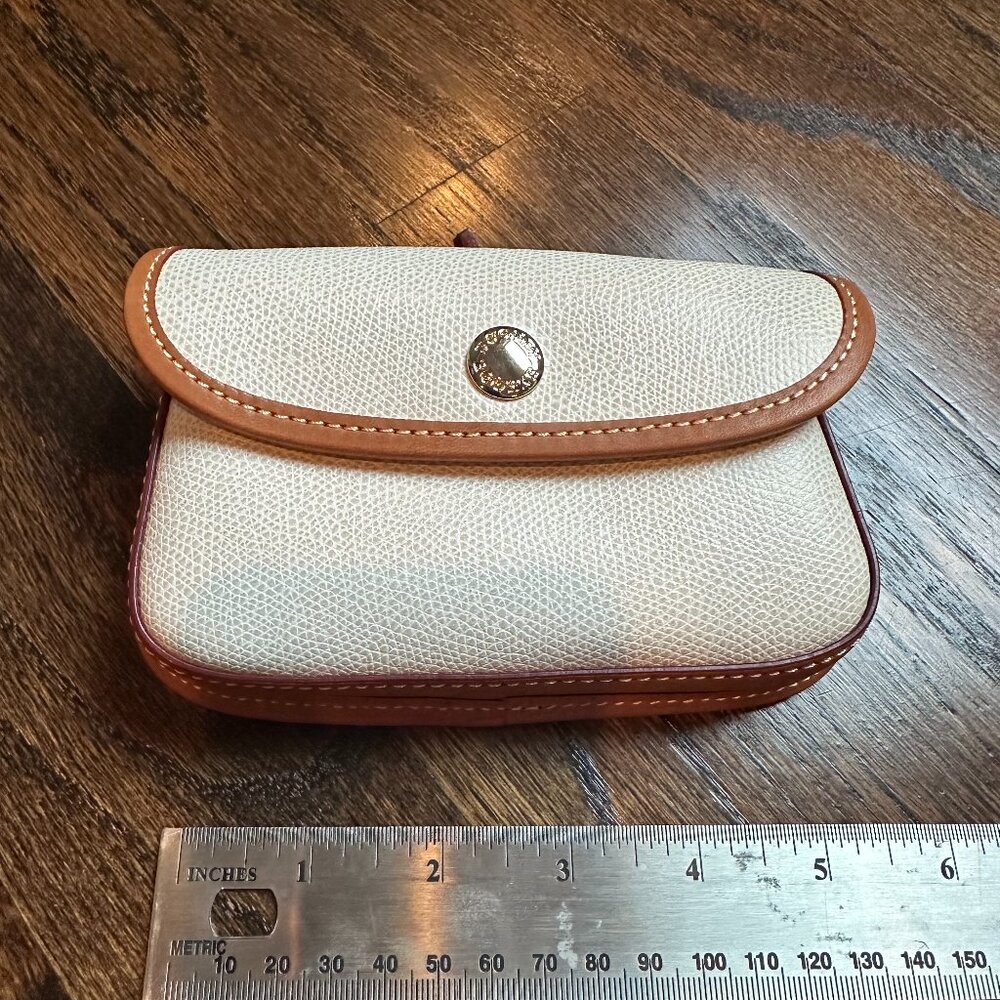 NWOT - Dooney & Bourke CREAM Color Leather Wristlet